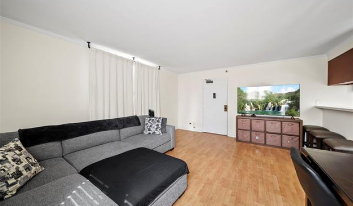 2916 Date Street,Honolulu,Hawaii,96816,1 Bedroom Bedrooms,1 BathroomBathrooms,Condo/Townhouse,Date,9,18000896