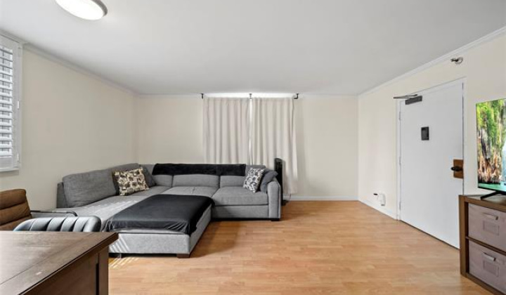 2916 Date Street,Honolulu,Hawaii,96816,1 Bedroom Bedrooms,1 BathroomBathrooms,Condo/Townhouse,Date,9,18000896