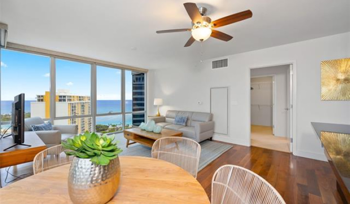 1189 Waimanu Street,Honolulu,Hawaii,96814,3 ベッドルーム ベッドルーム,2 バスルームバスルーム,コンド / タウンハウス,Waimanu,30,18001730