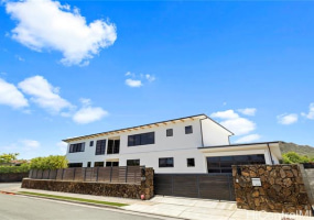 606 Hakaka Place,Honolulu,Hawaii,96816,6 ベッドルーム ベッドルーム,6 バスルームバスルーム,一戸建て,Hakaka,18002426