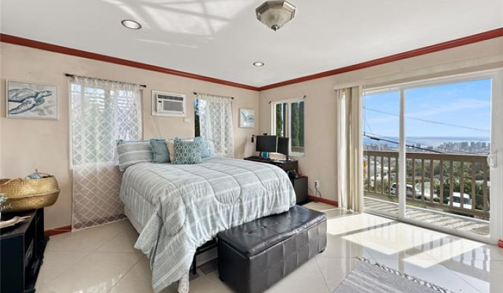 2640 Peter Street,Honolulu,Hawaii,96816,6 Bedrooms Bedrooms,5 BathroomsBathrooms,Single family,Peter,18002681