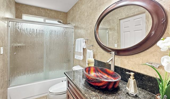 2640 Peter Street,Honolulu,Hawaii,96816,6 Bedrooms Bedrooms,5 BathroomsBathrooms,Single family,Peter,18002681