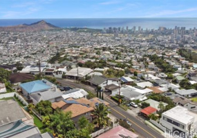 2640 Peter Street,Honolulu,Hawaii,96816,6 Bedrooms Bedrooms,5 BathroomsBathrooms,Single family,Peter,18002681