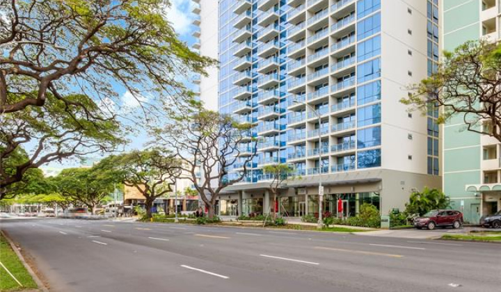 1631 Kapiolani Boulevard,Honolulu,Hawaii,96814,1 Bedroom Bedrooms,1 BathroomBathrooms,Condo/Townhouse,Kapiolani,13,18006098