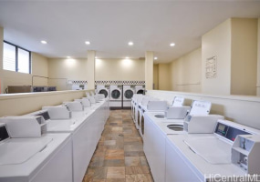 2240 Kuhio Avenue,Honolulu,Hawaii,96815,3 ベッドルーム ベッドルーム,3 バスルームバスルーム,コンド / タウンハウス,Kuhio,38,18475658