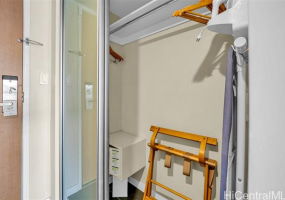 410 Atkinson Drive,Honolulu,Hawaii,96814,1 BathroomBathrooms,Condo/Townhouse,Atkinson,25,18007975