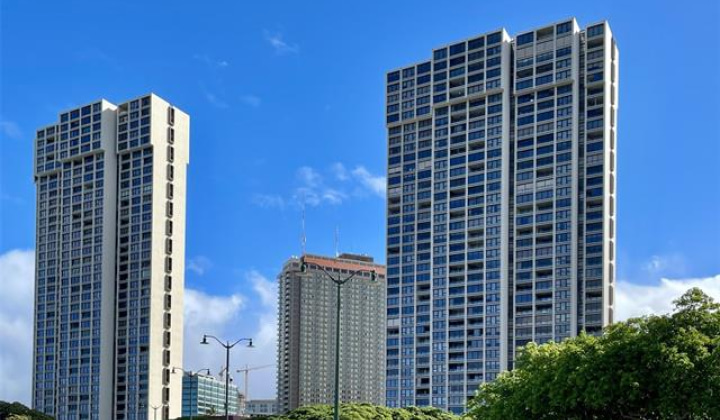 1650 Ala Moana Boulevard,Honolulu,Hawaii,96815,1 Bedroom Bedrooms,1 BathroomBathrooms,Condo/Townhouse,Ala Moana,12,18008434