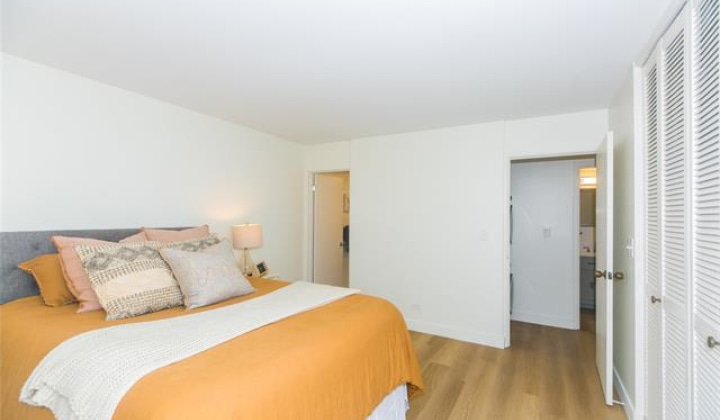 920 Ward Avenue,Honolulu,Hawaii,96814,2 Bedrooms Bedrooms,2 BathroomsBathrooms,Condo/Townhouse,Ward,4,18008507
