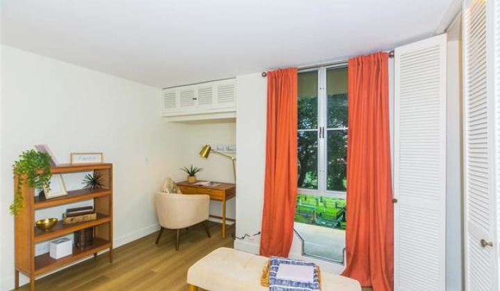 920 Ward Avenue,Honolulu,Hawaii,96814,2 Bedrooms Bedrooms,2 BathroomsBathrooms,Condo/Townhouse,Ward,4,18008507