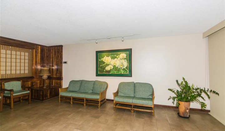 920 Ward Avenue,Honolulu,Hawaii,96814,2 Bedrooms Bedrooms,2 BathroomsBathrooms,Condo/Townhouse,Ward,4,18008507