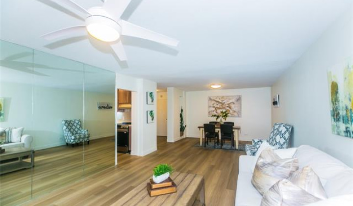 920 Ward Avenue,Honolulu,Hawaii,96814,2 Bedrooms Bedrooms,2 BathroomsBathrooms,Condo/Townhouse,Ward,4,18008507