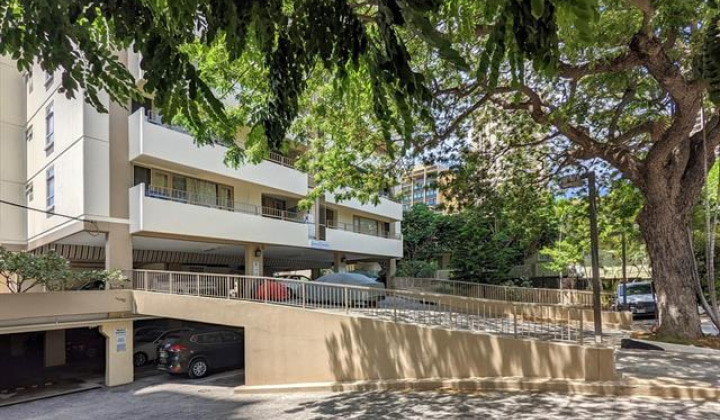225 Kaiulani Avenue,Honolulu,Hawaii,96815,2 ベッドルーム ベッドルーム,1 バスルームバスルーム,コンド / タウンハウス,Kaiulani,16,19185119