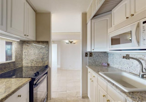 2333 Kapiolani Boulevard,Honolulu,Hawaii,96826,2 Bedrooms Bedrooms,2 BathroomsBathrooms,Condo/Townhouse,Kapiolani,22,18010669