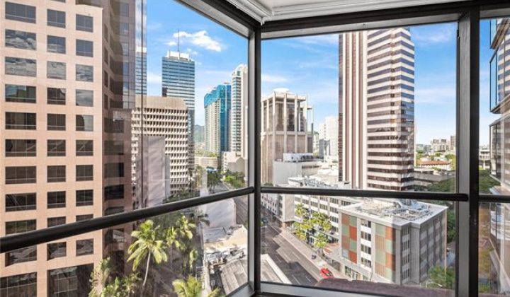 1088 Bishop Street,Honolulu,Hawaii,96813,1 Bedroom Bedrooms,1 BathroomBathrooms,Condo/Townhouse,Bishop,13,18011026