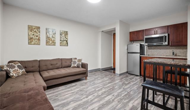 1088 Bishop Street,Honolulu,Hawaii,96813,1 Bedroom Bedrooms,1 BathroomBathrooms,Condo/Townhouse,Bishop,13,18011026