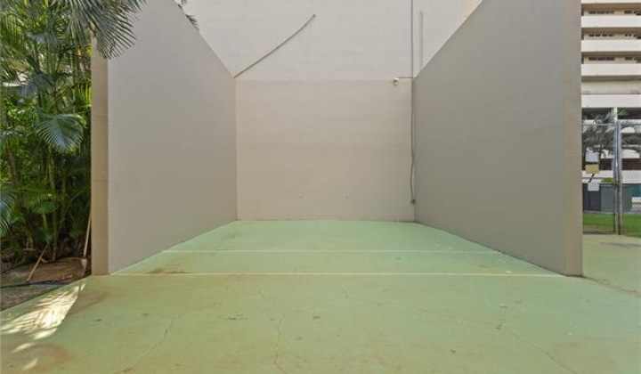 2916 Date Street,Honolulu,Hawaii,96816,1 ベッドルーム ベッドルーム,1 バスルームバスルーム,コンド / タウンハウス,Date,9,18480758