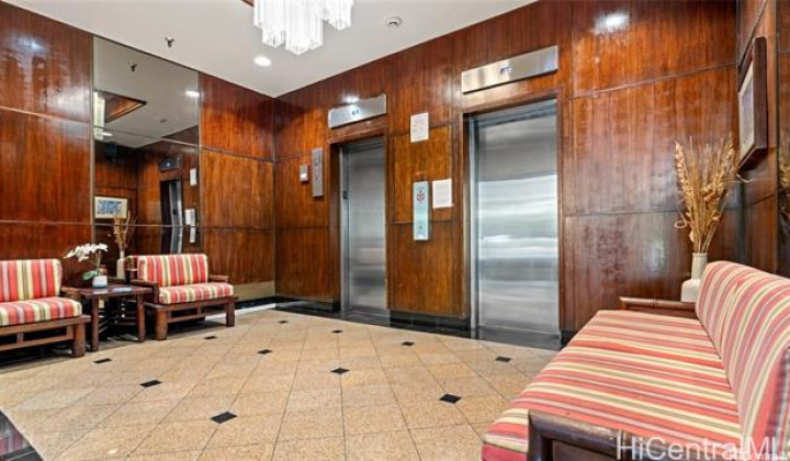 1700 Ala Moana Boulevard,Honolulu,Hawaii,96815,1 バスルームバスルーム,コンド / タウンハウス,Ala Moana,16,18012531