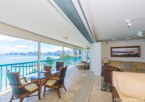 2877 Kalakaua Avenue,Honolulu,Hawaii,96815,2 ベッドルーム ベッドルーム,2 バスルームバスルーム,コンド / タウンハウス,Kalakaua,5,18014033