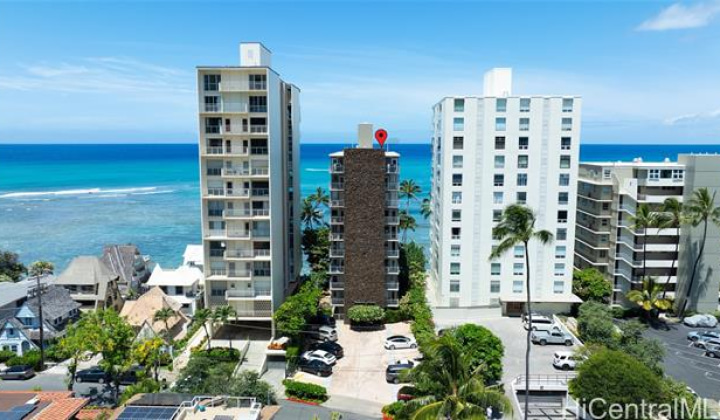 3015 Kalakaua Avenue,Honolulu,Hawaii,96815,2 Bedrooms Bedrooms,2 BathroomsBathrooms,Condo/Townhouse,Kalakaua,3,18015360