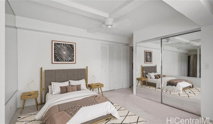 3015 Kalakaua Avenue,Honolulu,Hawaii,96815,2 Bedrooms Bedrooms,2 BathroomsBathrooms,Condo/Townhouse,Kalakaua,3,18015360