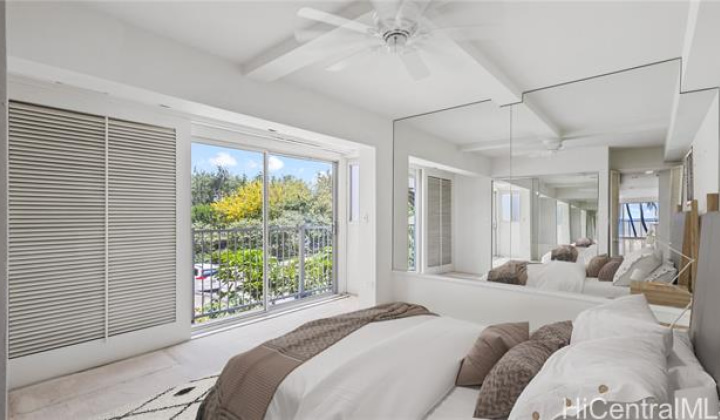 3015 Kalakaua Avenue,Honolulu,Hawaii,96815,2 Bedrooms Bedrooms,2 BathroomsBathrooms,Condo/Townhouse,Kalakaua,3,18015360