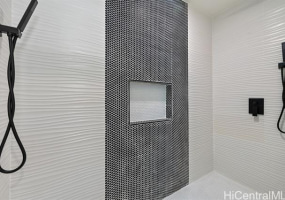370 Hind Drive,Honolulu,Hawaii,96821,3 Bedrooms Bedrooms,2 BathroomsBathrooms,Single family,Hind,18015361