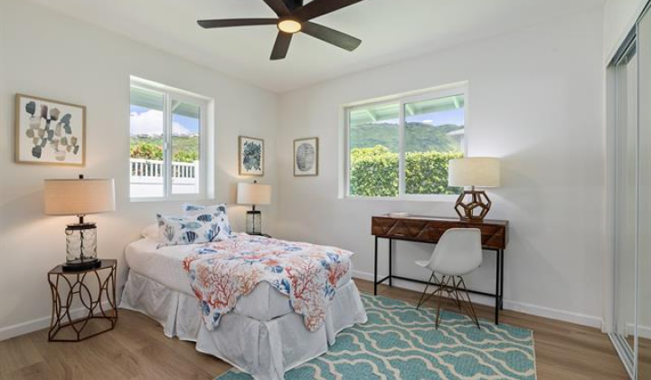 370 Hind Drive,Honolulu,Hawaii,96821,3 Bedrooms Bedrooms,2 BathroomsBathrooms,Single family,Hind,18015361
