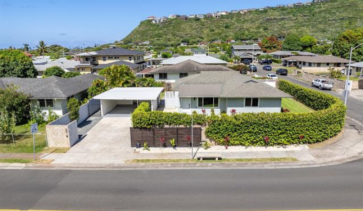 370 Hind Drive,Honolulu,Hawaii,96821,3 Bedrooms Bedrooms,2 BathroomsBathrooms,Single family,Hind,18015361
