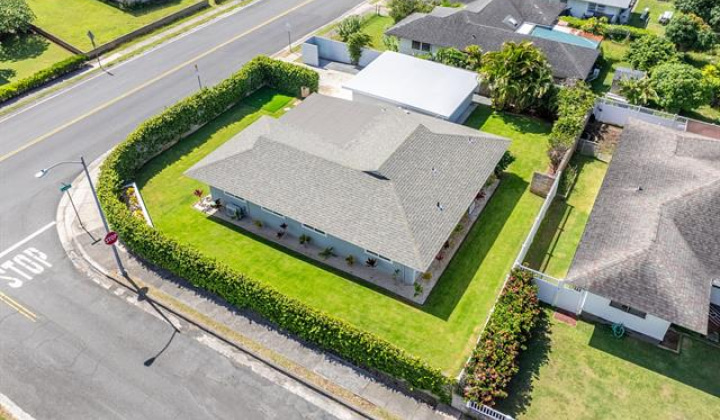 370 Hind Drive,Honolulu,Hawaii,96821,3 Bedrooms Bedrooms,2 BathroomsBathrooms,Single family,Hind,18015361