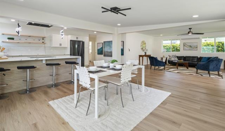 370 Hind Drive,Honolulu,Hawaii,96821,3 Bedrooms Bedrooms,2 BathroomsBathrooms,Single family,Hind,18015361