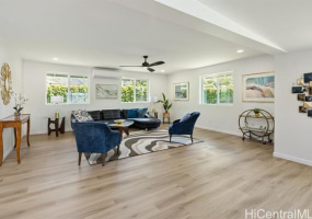 370 Hind Drive,Honolulu,Hawaii,96821,3 Bedrooms Bedrooms,2 BathroomsBathrooms,Single family,Hind,18015361