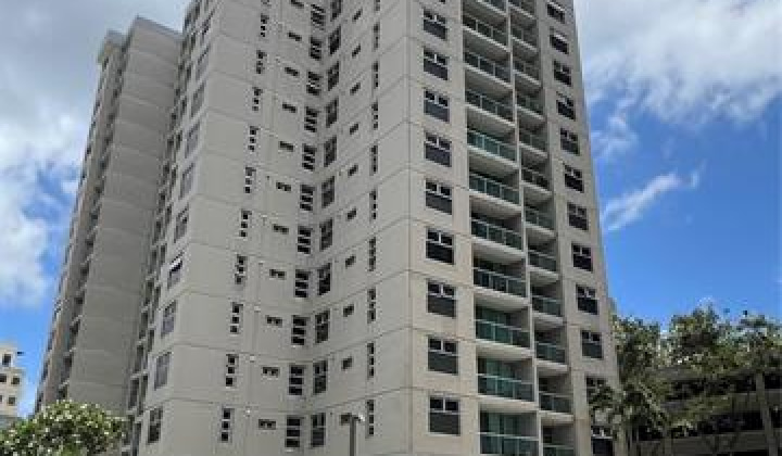 1448 Young Street,Honolulu,Hawaii,96814,2 Bedrooms Bedrooms,1 BathroomBathrooms,Condo/Townhouse,Young,14,18017878