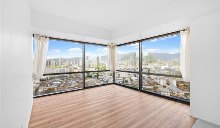 1750 Kalakaua Avenue,Honolulu,Hawaii,96826,1 ベッドルーム ベッドルーム,1 バスルームバスルーム,コンド / タウンハウス,Kalakaua,16,18018061
