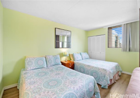 2240 Kuhio Avenue,Honolulu,Hawaii,96815,1 Bedroom Bedrooms,1 BathroomBathrooms,Condo/Townhouse,Kuhio,20,18018564