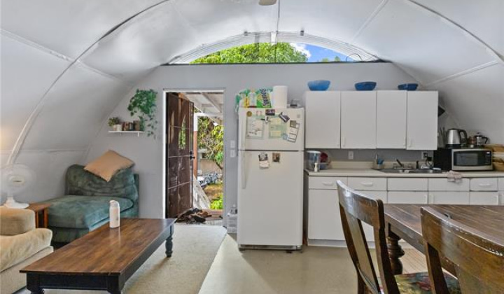 2727 Hipawai Place,Honolulu,Hawaii,96822,8 ベッドルーム ベッドルーム,3 バスルームバスルーム,一戸建て,Hipawai,19194467