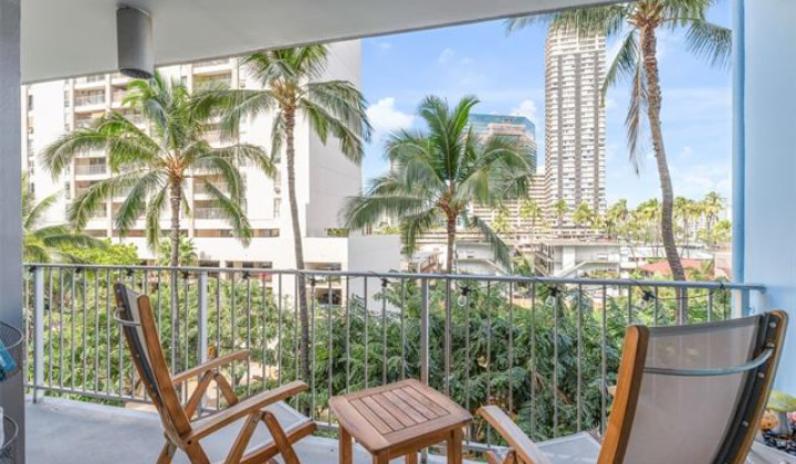 439 Keoniana Street,Honolulu,Hawaii,96815,2 ベッドルーム ベッドルーム,2 バスルームバスルーム,コンド / タウンハウス,Keoniana,5,18491222