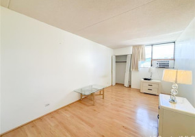 2240 Kuhio Avenue,Honolulu,Hawaii,96815,1 Bedroom Bedrooms,1 BathroomBathrooms,Condo/Townhouse,Kuhio,25,18021142
