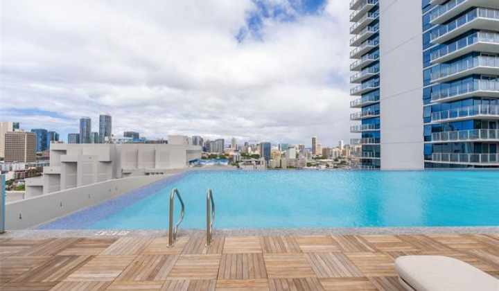 1515 Liona Street,Honolulu,Hawaii,96814,1 ベッドルーム ベッドルーム,1 バスルームバスルーム,コンド / タウンハウス,Liona,36,19197514