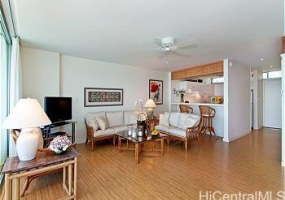 2877 Kalakaua Avenue,Honolulu,Hawaii,96815,1 ベッドルーム ベッドルーム,1 バスルームバスルーム,コンド / タウンハウス,Kalakaua,11,18022174