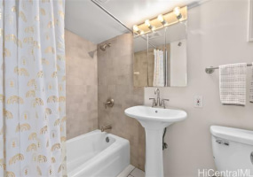 2015-C Round Top Drive,Honolulu,Hawaii,96822,3 Bedrooms Bedrooms,3 BathroomsBathrooms,Single family,Round Top,18022734