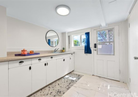 2015-C Round Top Drive,Honolulu,Hawaii,96822,3 Bedrooms Bedrooms,3 BathroomsBathrooms,Single family,Round Top,18022734
