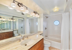 1910 Ala Moana Boulevard,Honolulu,Hawaii,96815,2 Bedrooms Bedrooms,2 BathroomsBathrooms,Condo/Townhouse,Ala Moana,39,18493612
