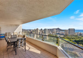 1910 Ala Moana Boulevard,Honolulu,Hawaii,96815,2 Bedrooms Bedrooms,2 BathroomsBathrooms,Condo/Townhouse,Ala Moana,39,18493612