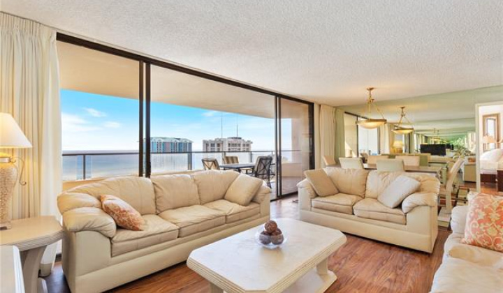 1910 Ala Moana Boulevard,Honolulu,Hawaii,96815,2 Bedrooms Bedrooms,2 BathroomsBathrooms,Condo/Townhouse,Ala Moana,39,18493612