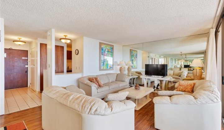 1910 Ala Moana Boulevard,Honolulu,Hawaii,96815,2 Bedrooms Bedrooms,2 BathroomsBathrooms,Condo/Townhouse,Ala Moana,39,18493612