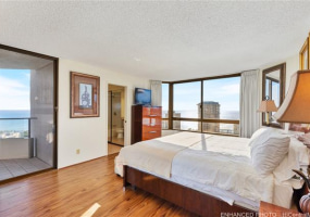 1910 Ala Moana Boulevard,Honolulu,Hawaii,96815,2 Bedrooms Bedrooms,2 BathroomsBathrooms,Condo/Townhouse,Ala Moana,39,18493612