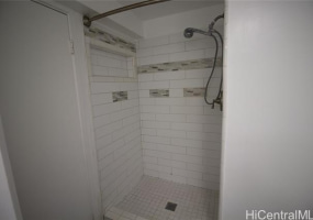 2724 Kahoaloha Lane,Honolulu,Hawaii,96826,2 Bedrooms Bedrooms,2 BathroomsBathrooms,Condo/Townhouse,Kahoaloha,23,18026353