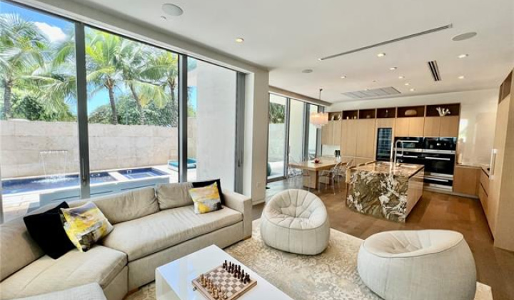 1118 Ala Moana Boulevard,Honolulu,Hawaii,96814,4 ベッドルーム ベッドルーム,3 バスルームバスルーム,コンド / タウンハウス,Ala Moana,1,18026650