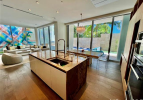 1118 Ala Moana Boulevard,Honolulu,Hawaii,96814,4 ベッドルーム ベッドルーム,3 バスルームバスルーム,コンド / タウンハウス,Ala Moana,1,18026650