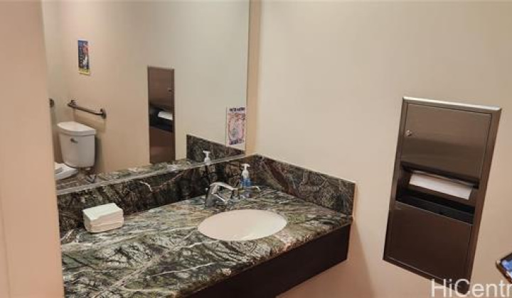 2410 Cleghorn Street,Honolulu,Hawaii,96815,1 Bedroom Bedrooms,1 BathroomBathrooms,Condo/Townhouse,Cleghorn,15,18027901